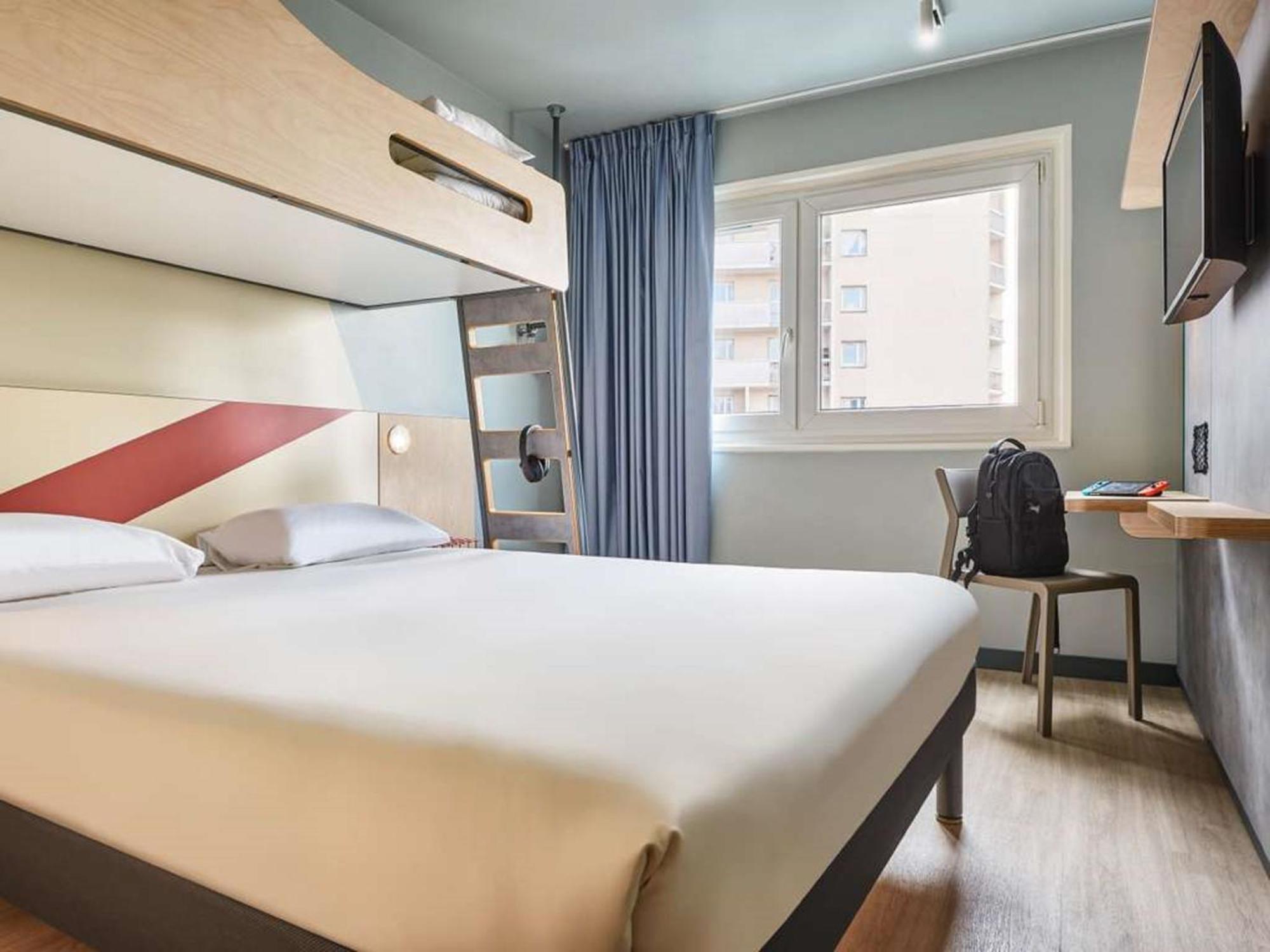 Ibis Budget Poitiers Nord Futuroscope Шассней-дю-Пуату Екстер'єр фото